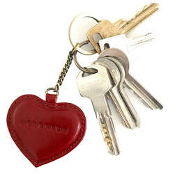 Skórzany brelok do kluczy w kształcie serca Peterson