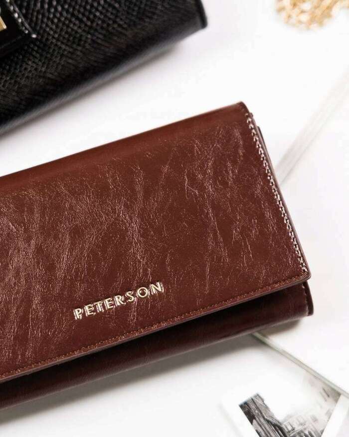 Kompaktowy portfel z wysokojakościowej skóry naturalnej - Peterson