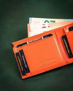 Niewielki, skórzany portfel męski z systemem RFID - Peterson