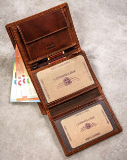 Peterson Duży  skórzany portfel męski z tłoczeniem przedstawiającym znak zodiaku Bliźnięta